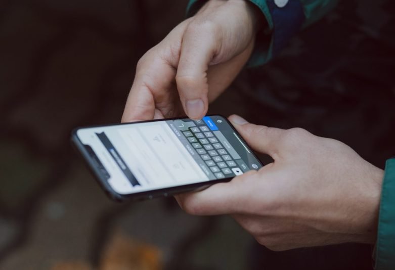 Is a Social Media Ban for Under-16s Really the Answer?